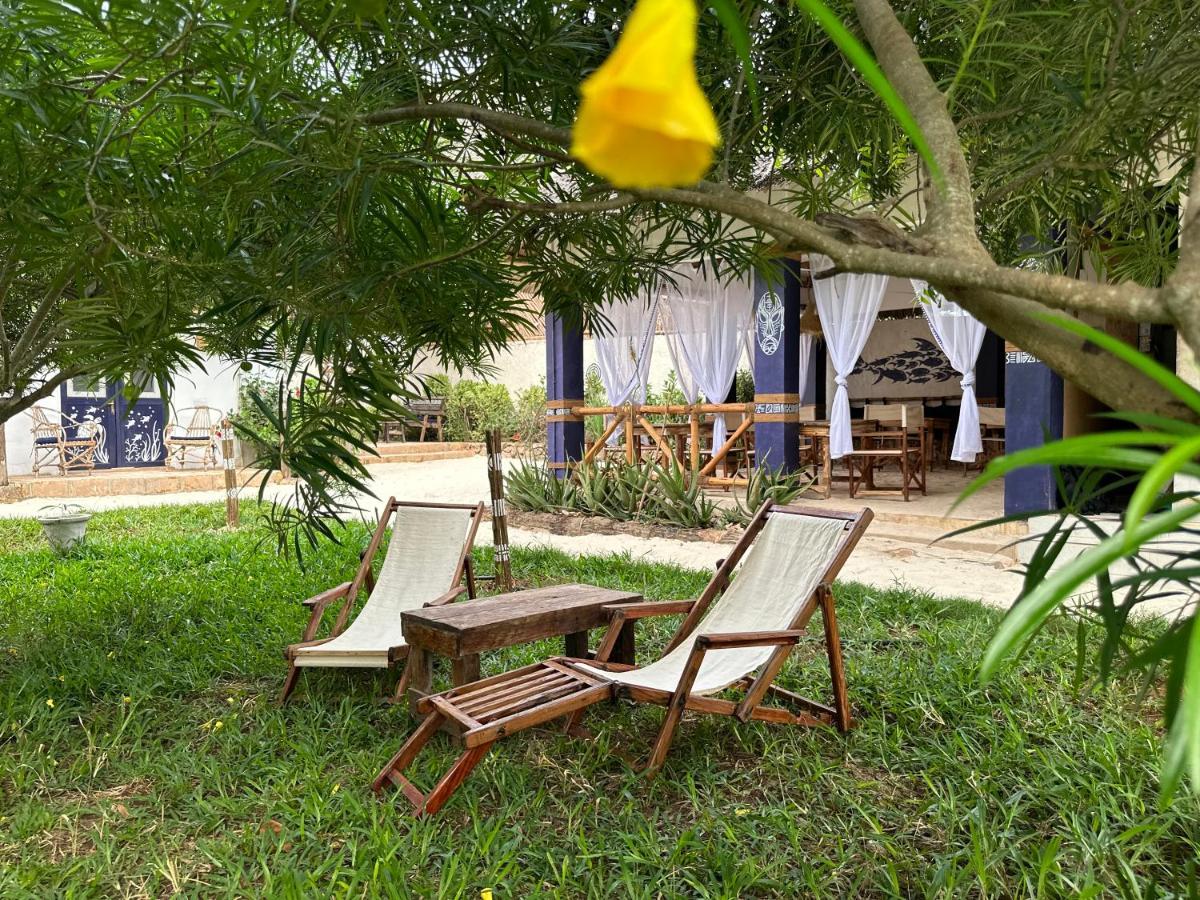 Ocean Breeze Airbnb Hotel Nungwi Exterior foto