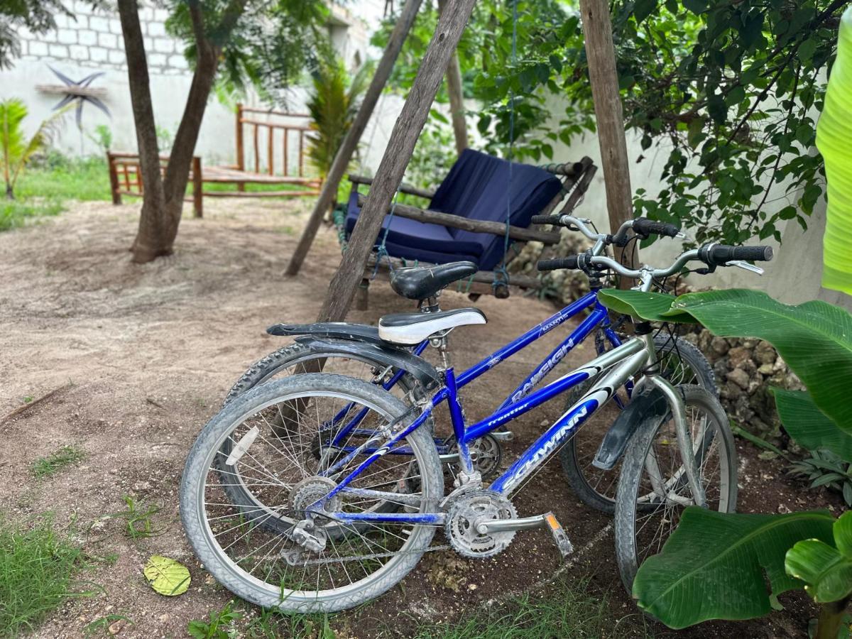 Ocean Breeze Airbnb Hotel Nungwi Exterior foto