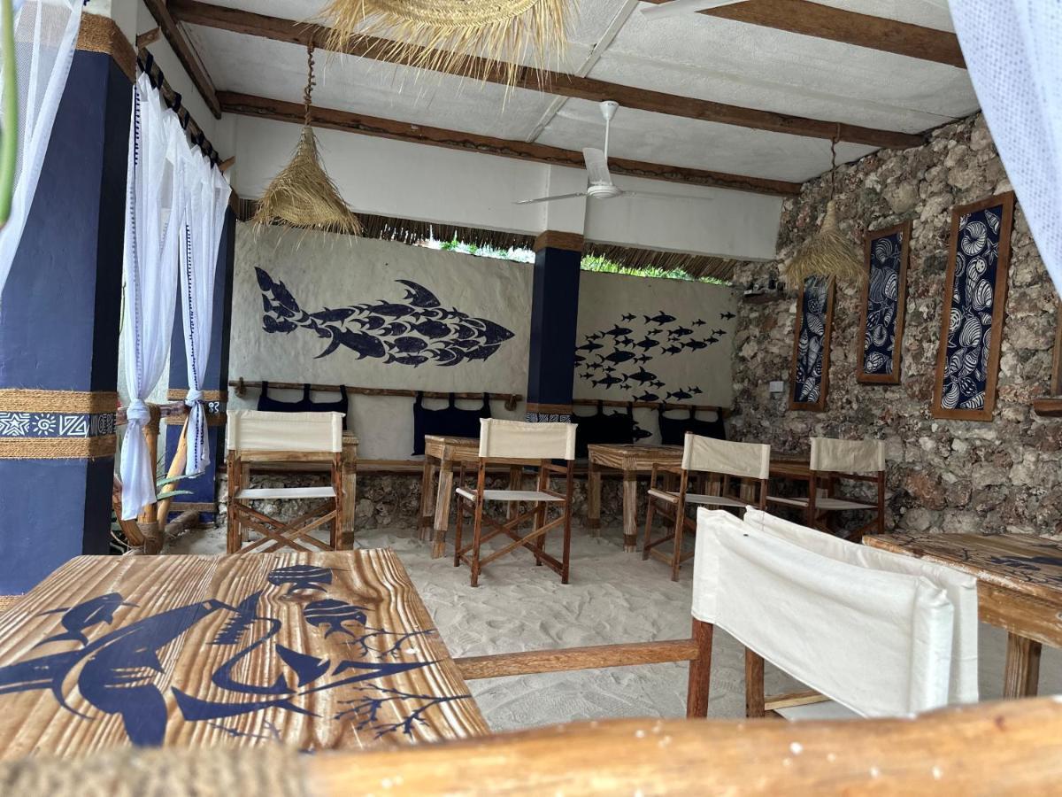 Ocean Breeze Airbnb Hotel Nungwi Exterior foto