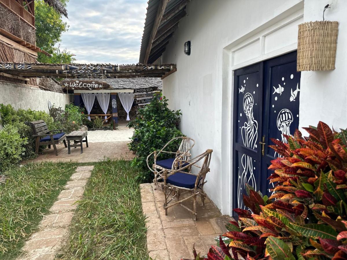 Ocean Breeze Airbnb Hotel Nungwi Exterior foto