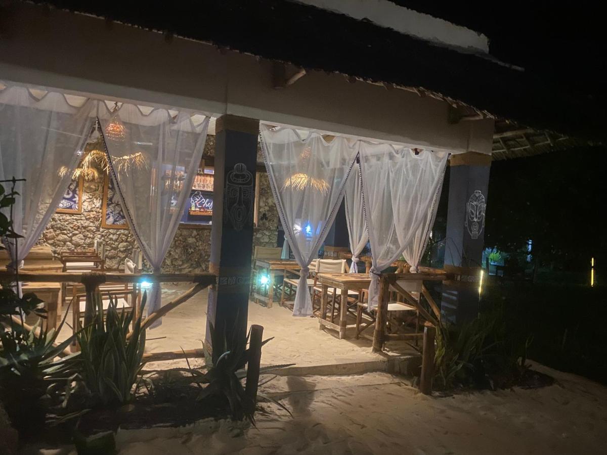 Ocean Breeze Airbnb Hotel Nungwi Exterior foto