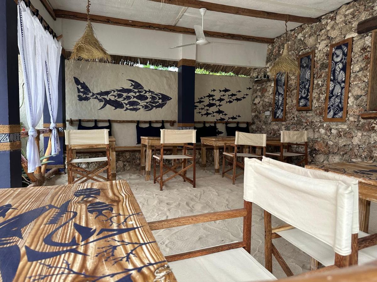 Ocean Breeze Airbnb Hotel Nungwi Exterior foto