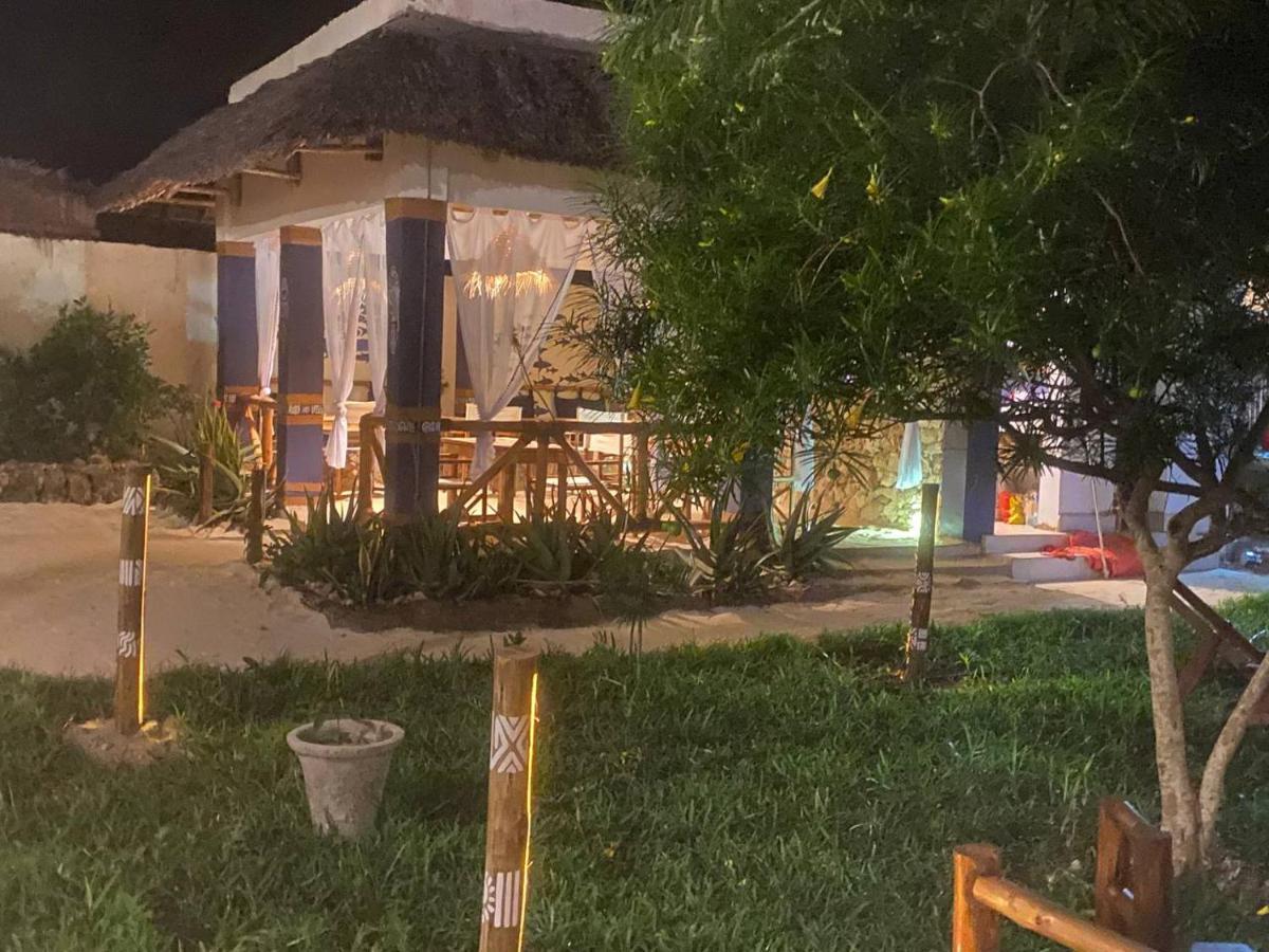 Ocean Breeze Airbnb Hotel Nungwi Exterior foto