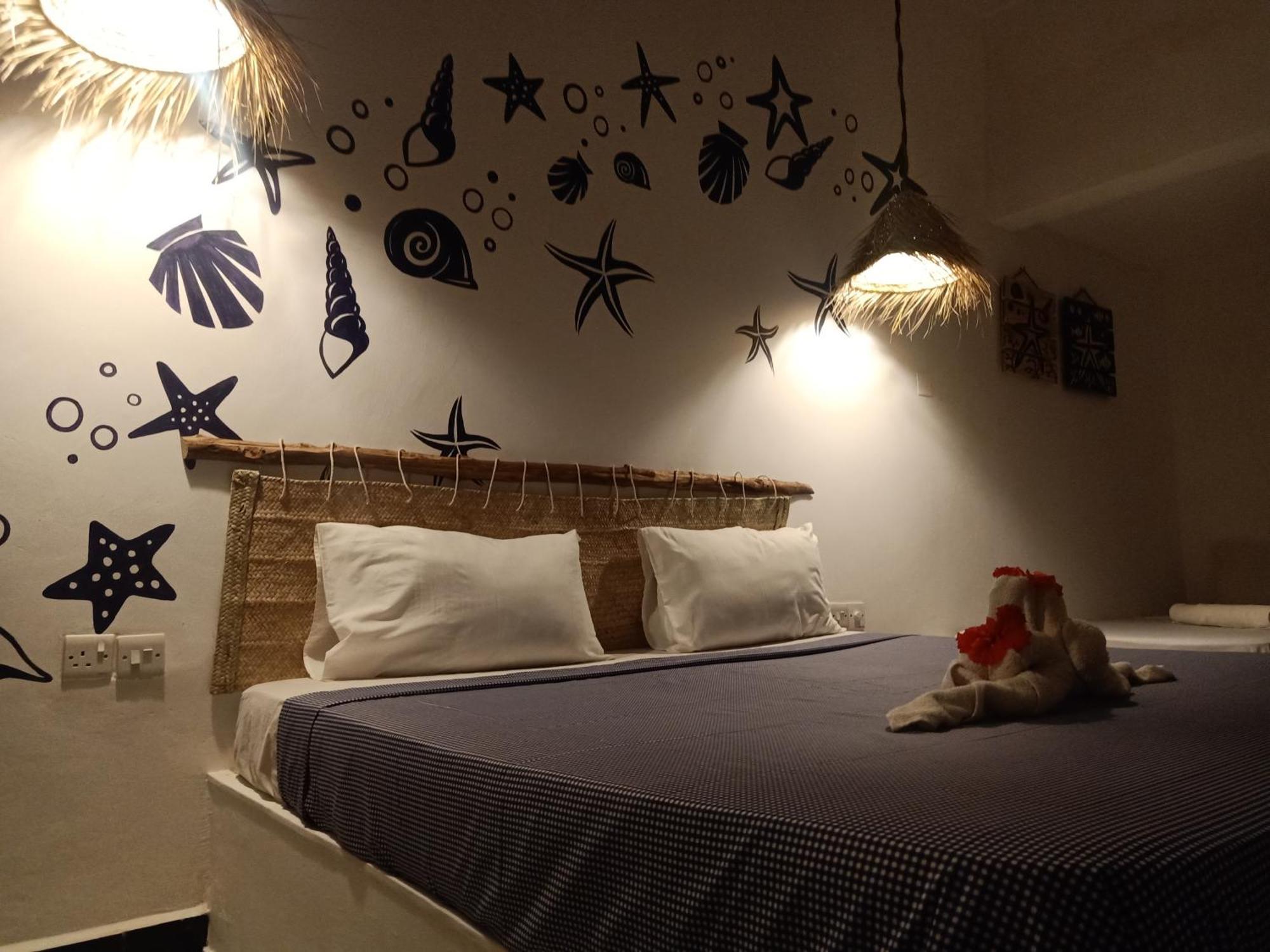 Ocean Breeze Airbnb Hotel Nungwi Exterior foto