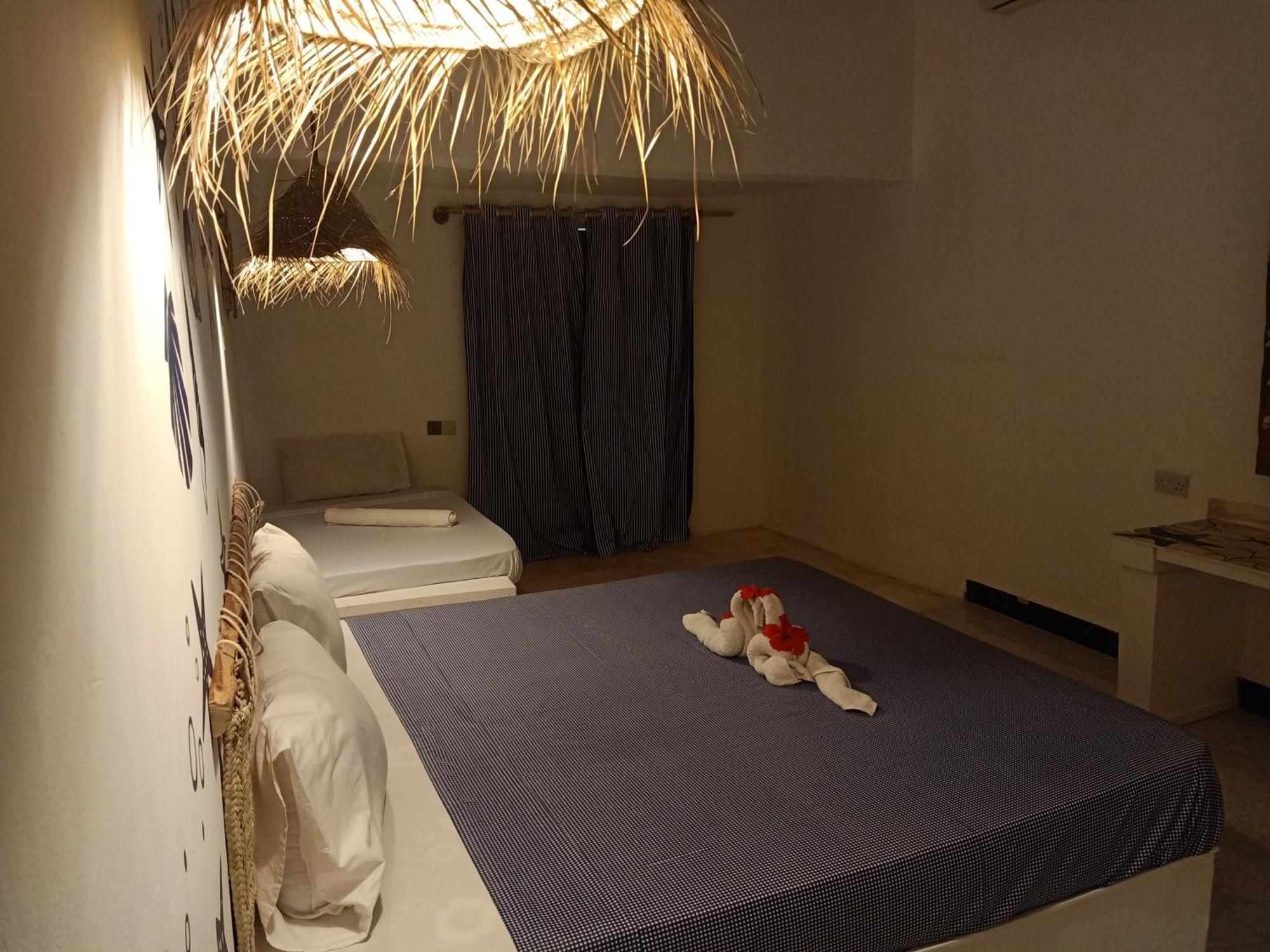 Ocean Breeze Airbnb Hotel Nungwi Exterior foto